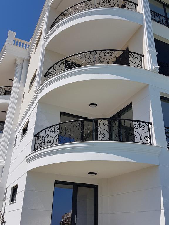 Morning Star Deluxe Apartment Черноморец Екстериор снимка