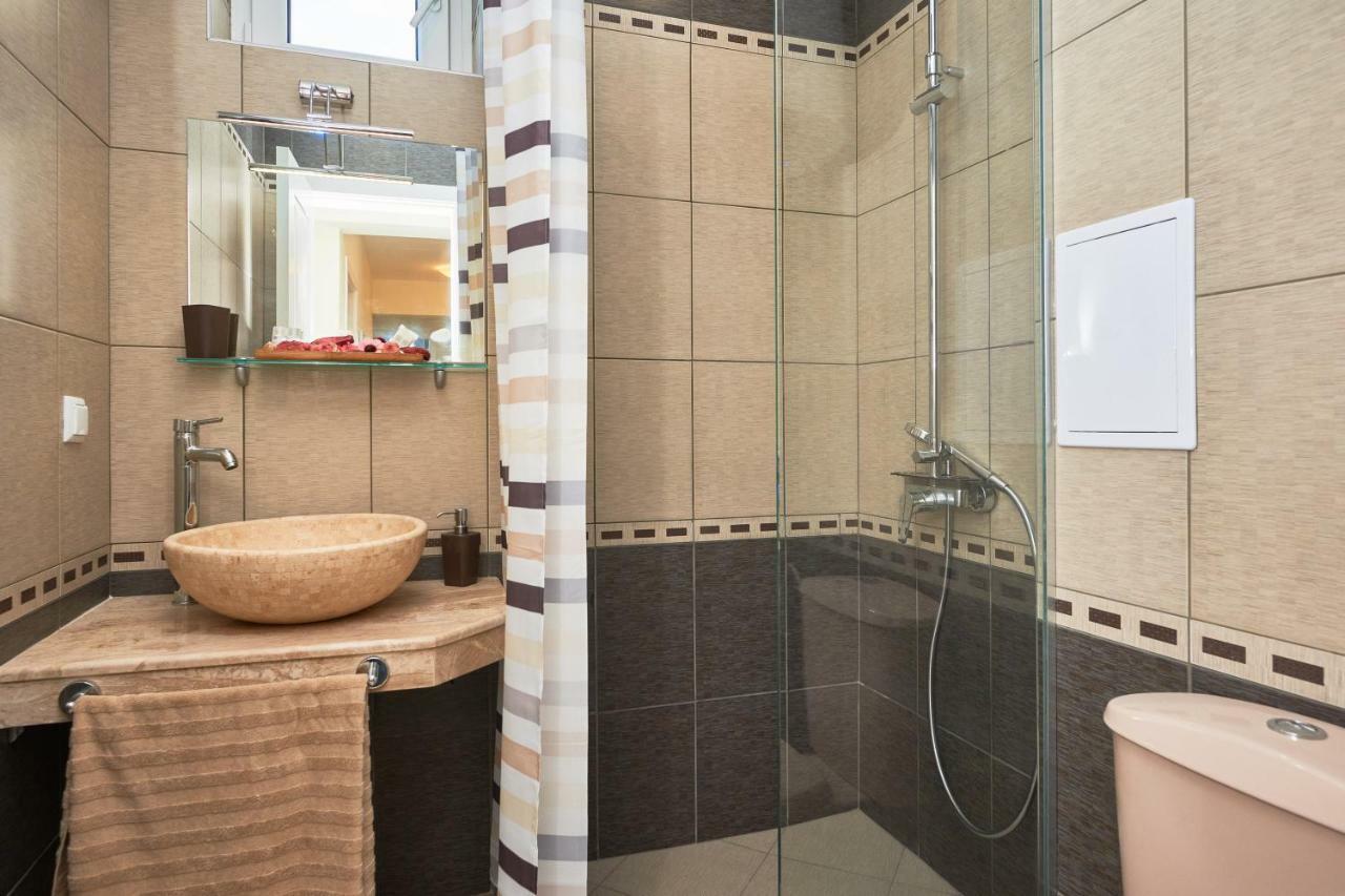 Morning Star Deluxe Apartment Черноморец Екстериор снимка